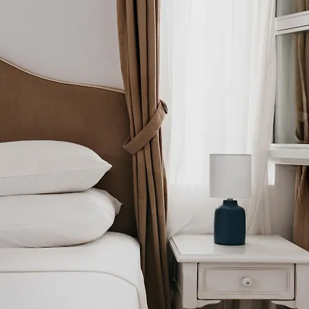 Hotell Vintage 4*