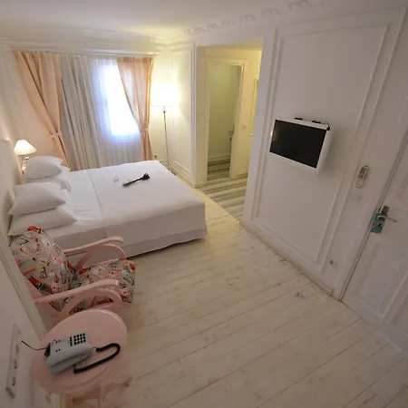 Hotell Vintage 4*