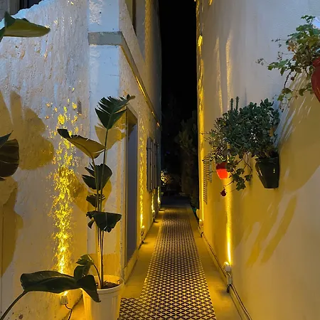 Hotell Vintage 4*