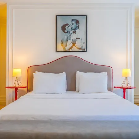 Vintage Hotel 4*